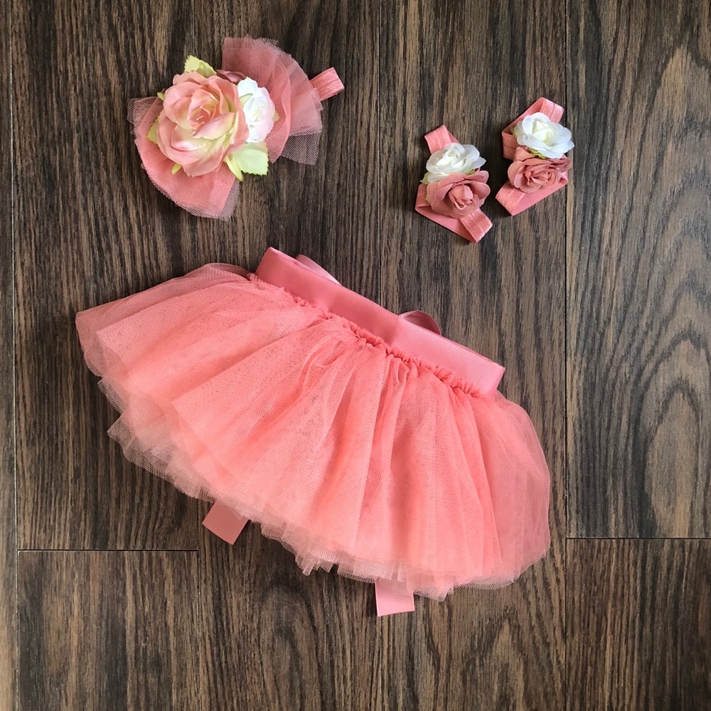 NWOT Boutique Coral Ombré Photo Prop